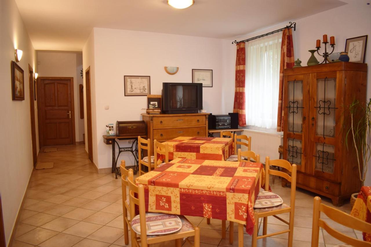 Varga Apartmanhaz Залакарош Экстерьер фото